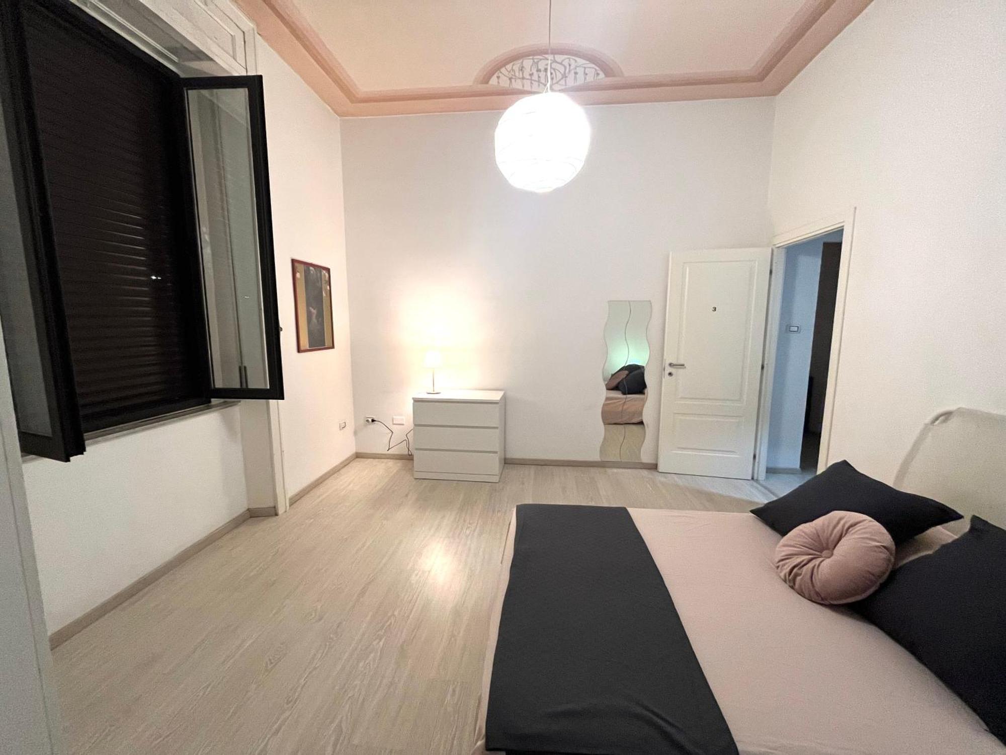 Deodato Guest House คาตาเนีย ภายนอก รูปภาพ